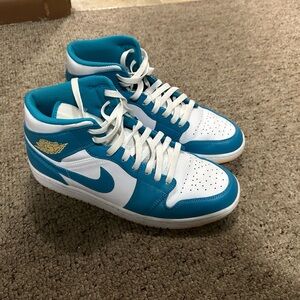 Nike air jordan blue